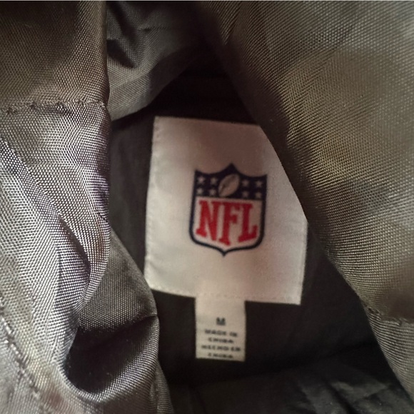 NFL Pittsburgh Steelers Puffer Jacket - Picture 3 of 8